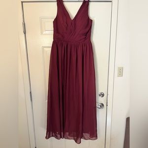 Burgundy formal gown NWOT Size 18-24